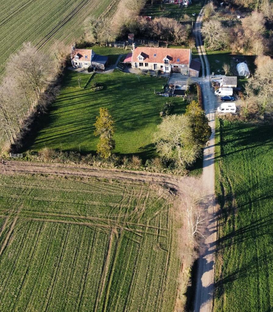 Bed and Breakfast Ferme De Noyes Sourdeval Экстерьер фото